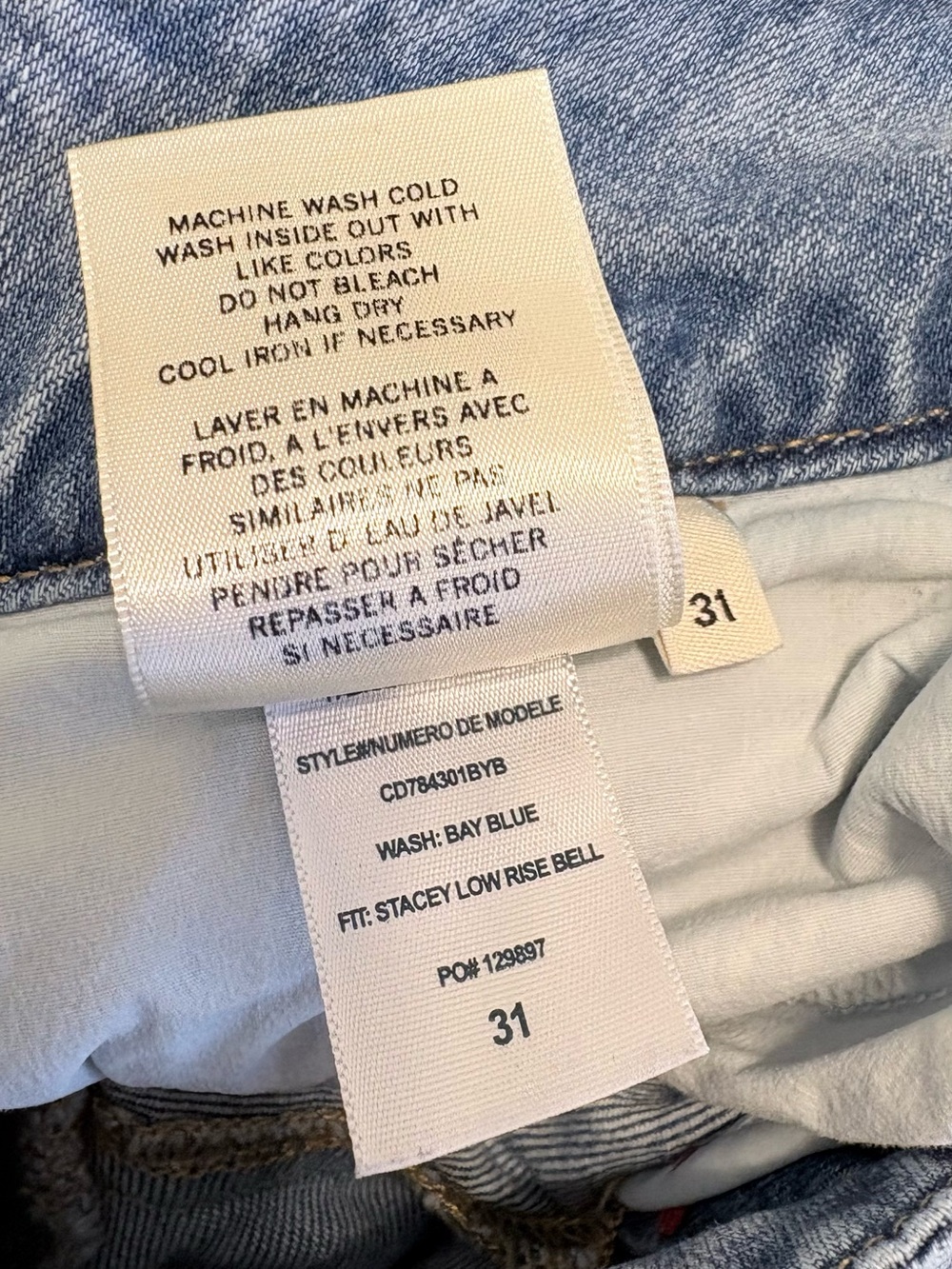 Alice + Olivia Stacey Low Rise Bell Bottom Jean in Bay Blue size 31 - Picture 8 of 8